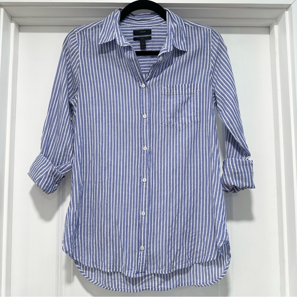 J. Crew Women’s Lightweight Blue White Stripe Button-Down Boy Shirt Size 2